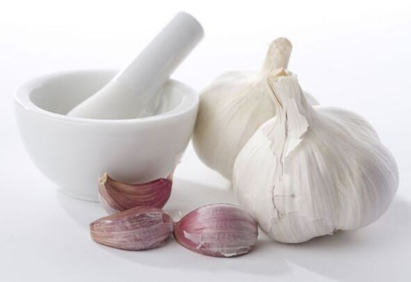 Garlic removes internal parasites